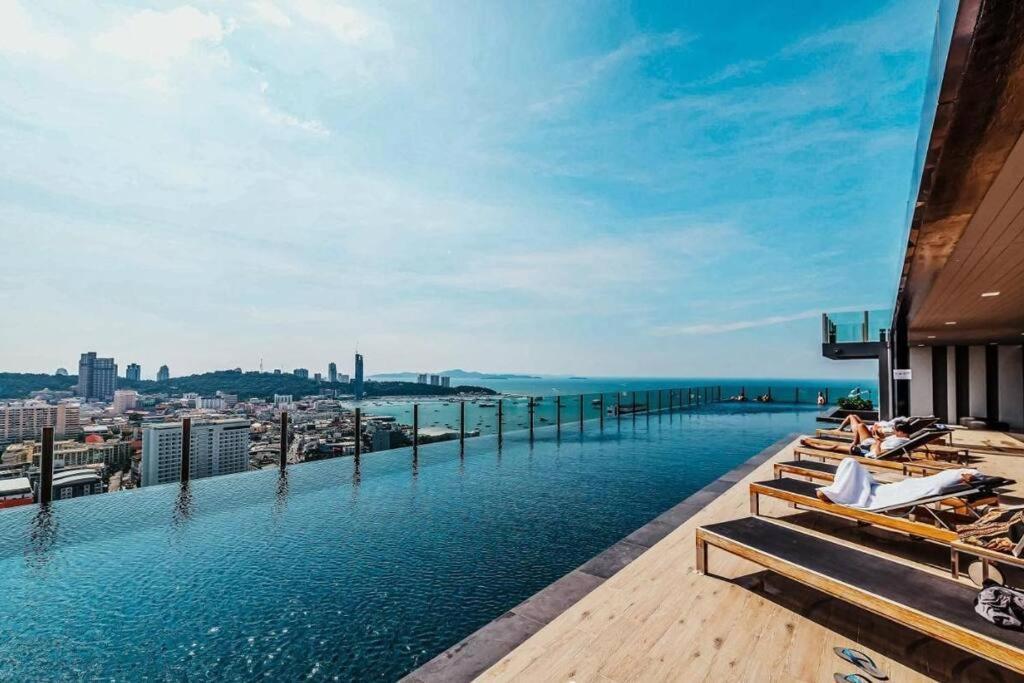 Sea View 2 Bed Room Condo @ Central Pattaja Kültér fotó