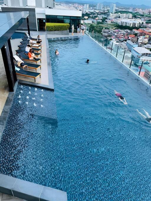 Sea View 2 Bed Room Condo @ Central Pattaja Kültér fotó