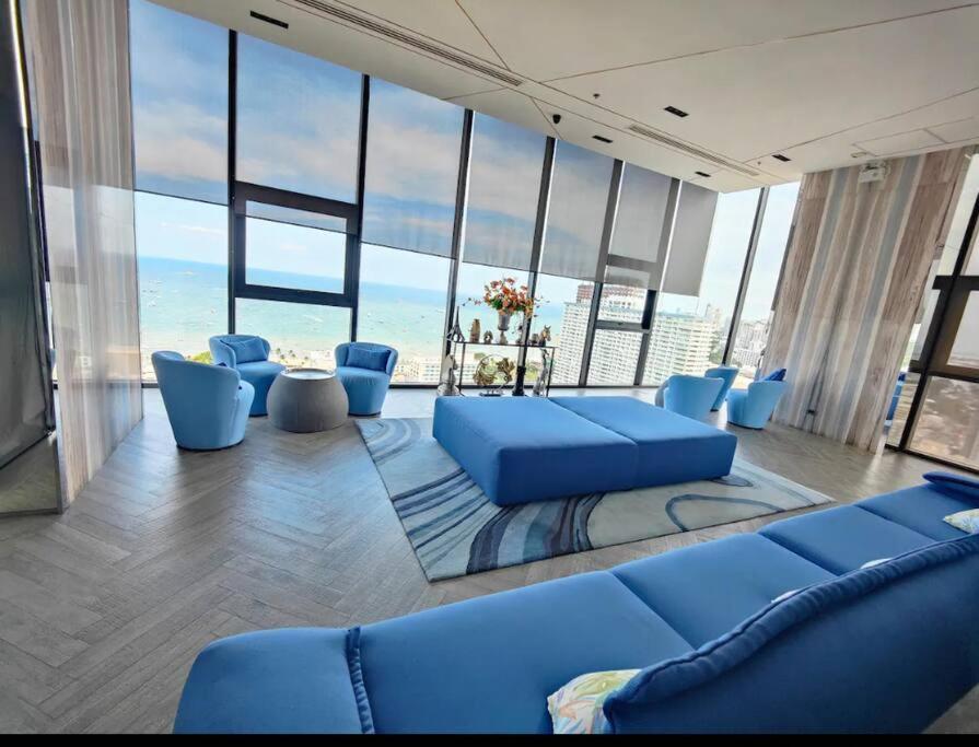 Sea View 2 Bed Room Condo @ Central Pattaja Kültér fotó