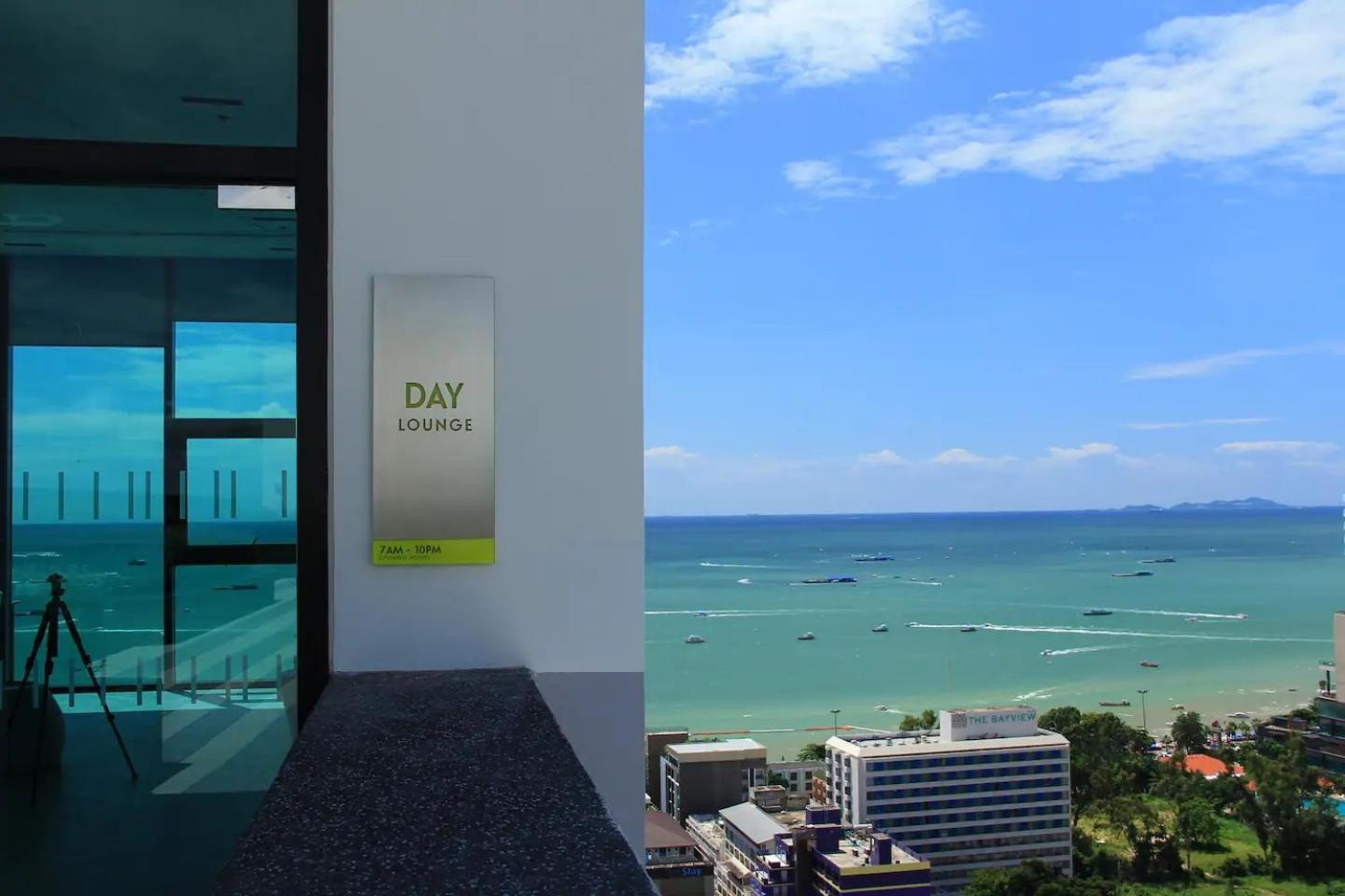 Sea View 2 Bed Room Condo @ Central Pattaja Kültér fotó