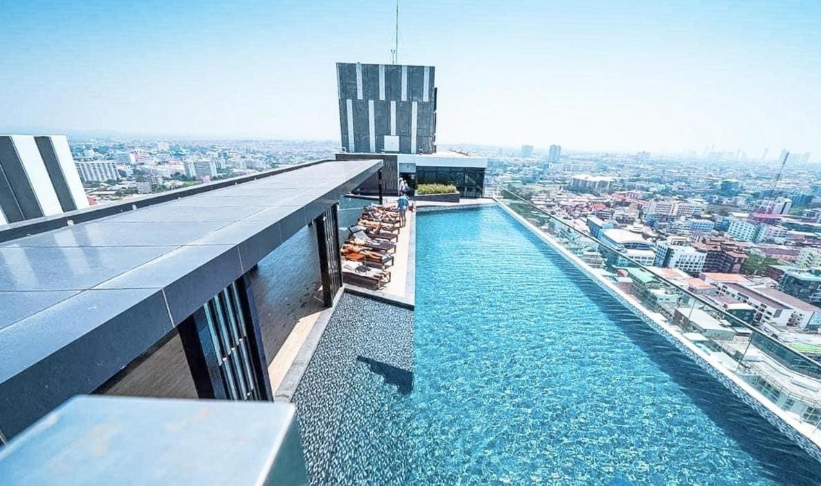 Sea View 2 Bed Room Condo @ Central Pattaja Kültér fotó